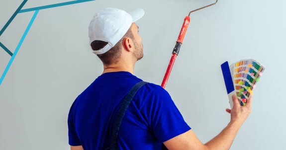 Hombre pintando